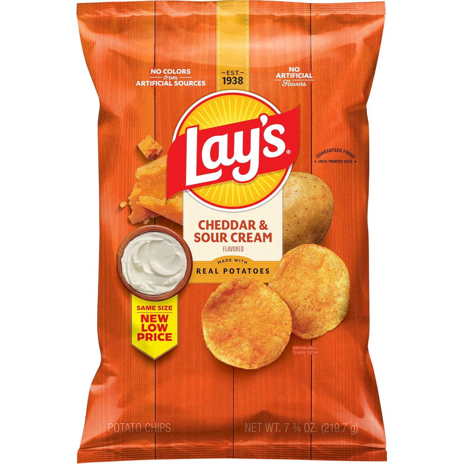 Lay's Potato Chips, Cheddar & Sour Cream Flavored Snacks, 7.75oz Bag